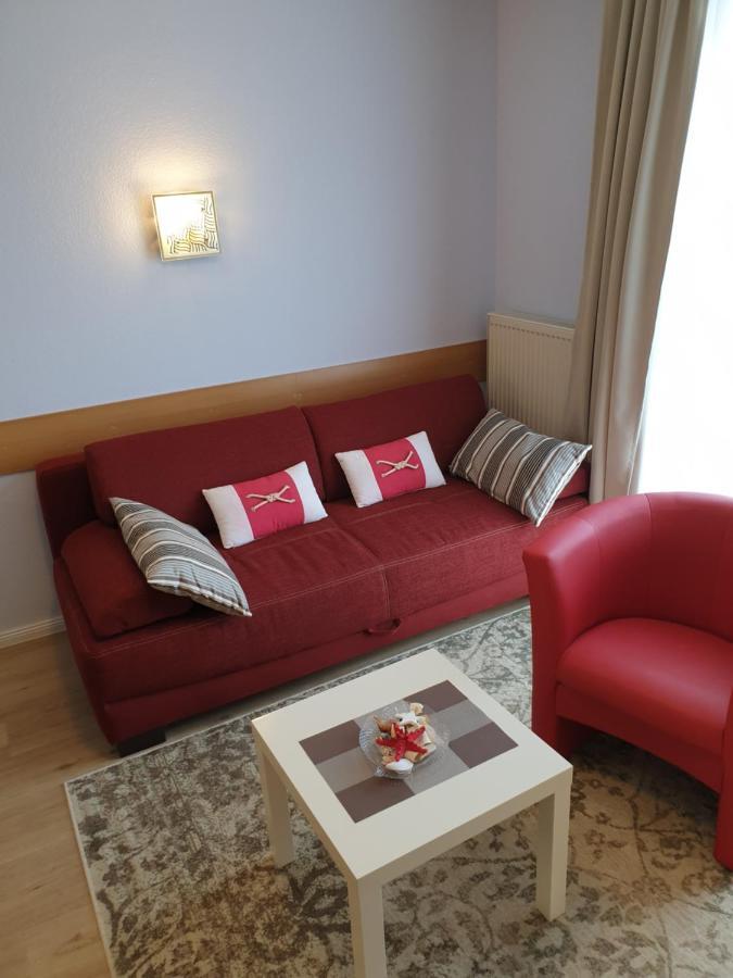 Ferienwohnung 13 Haus Huehnergott Зеллин Экстерьер фото